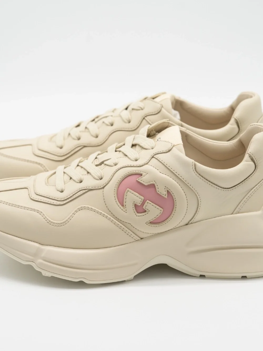 size 40.5G 10.5 US Gucci Rhyton Ivory GG cut Out Pink Leather Sneakers - Picture 4 of 12